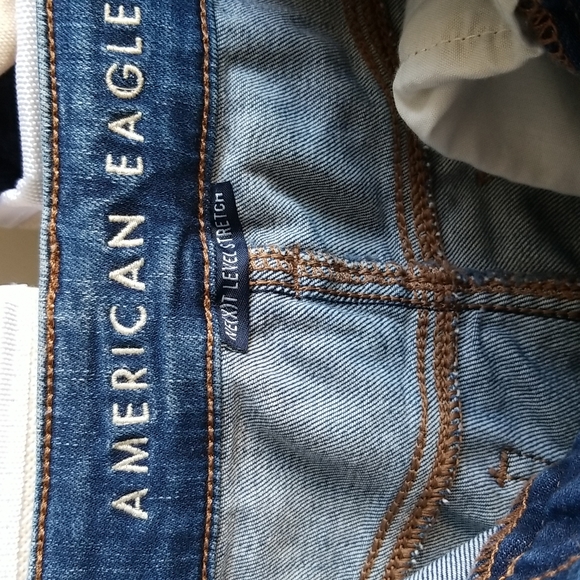 American Eagle Next Level High Rise Jean Size 6s - Picture 4 of 8